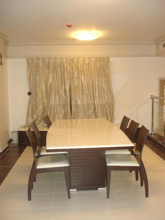 Al Tayyar Suites & Hotel Apartments - リヤード 部屋 写真