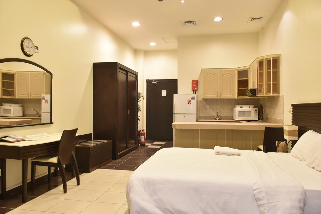 Al Tayyar Suites & Hotel Apartments - リヤード エクステリア 写真