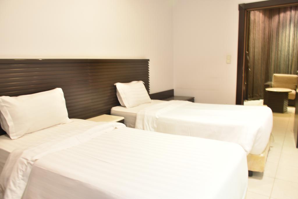 Al Tayyar Suites & Hotel Apartments - リヤード エクステリア 写真