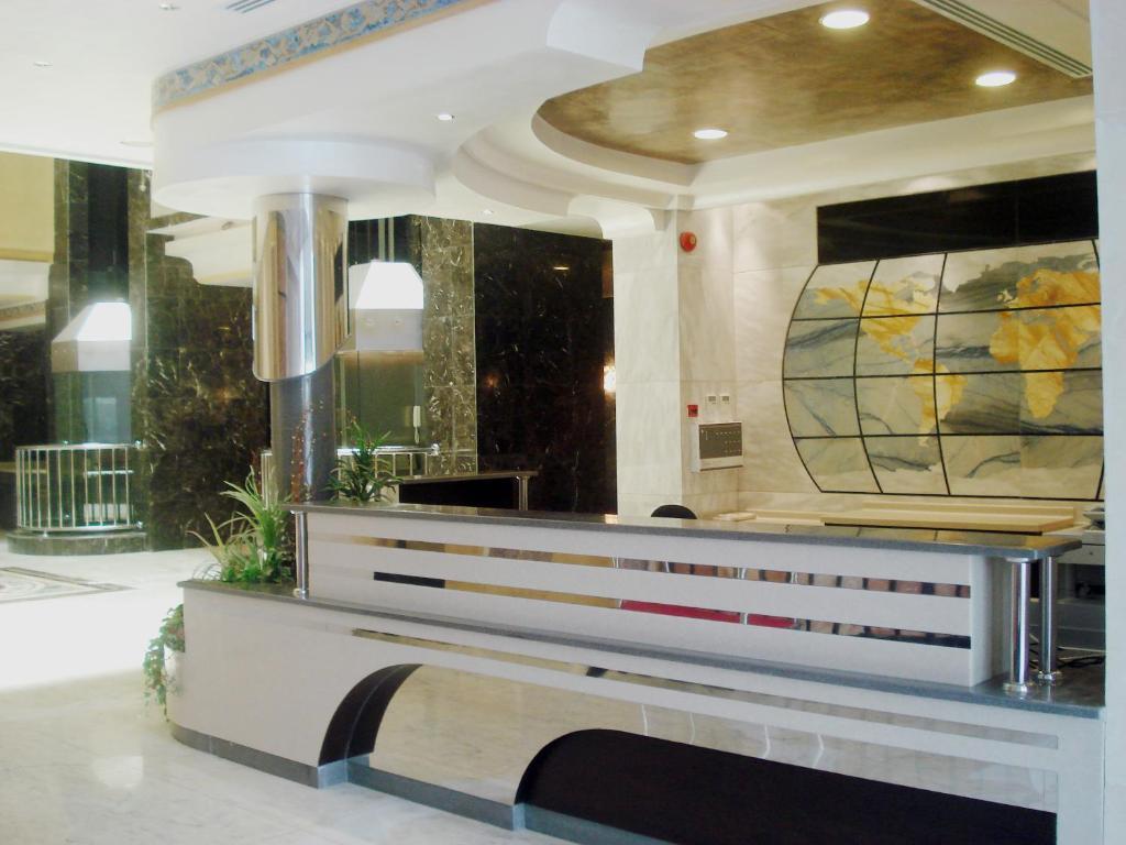 Al Tayyar Suites & Hotel Apartments - リヤード エクステリア 写真