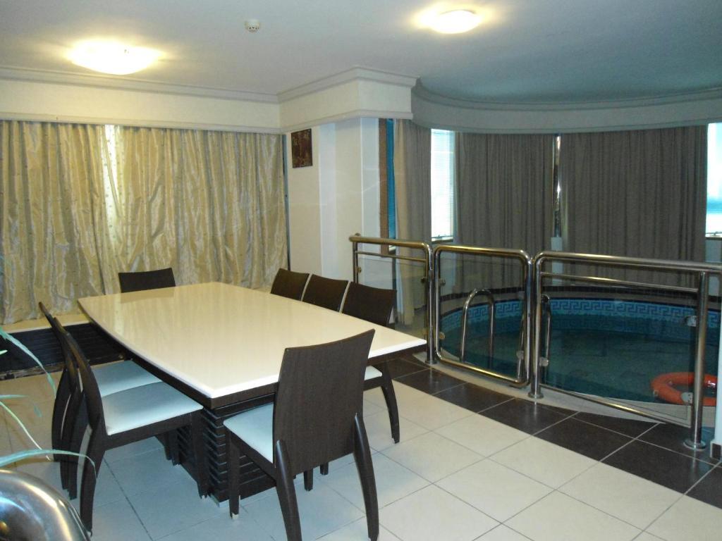 Al Tayyar Suites & Hotel Apartments - リヤード 部屋 写真