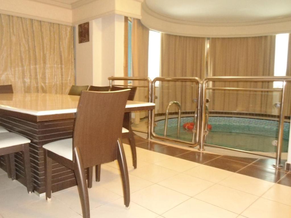 Al Tayyar Suites & Hotel Apartments - リヤード 部屋 写真